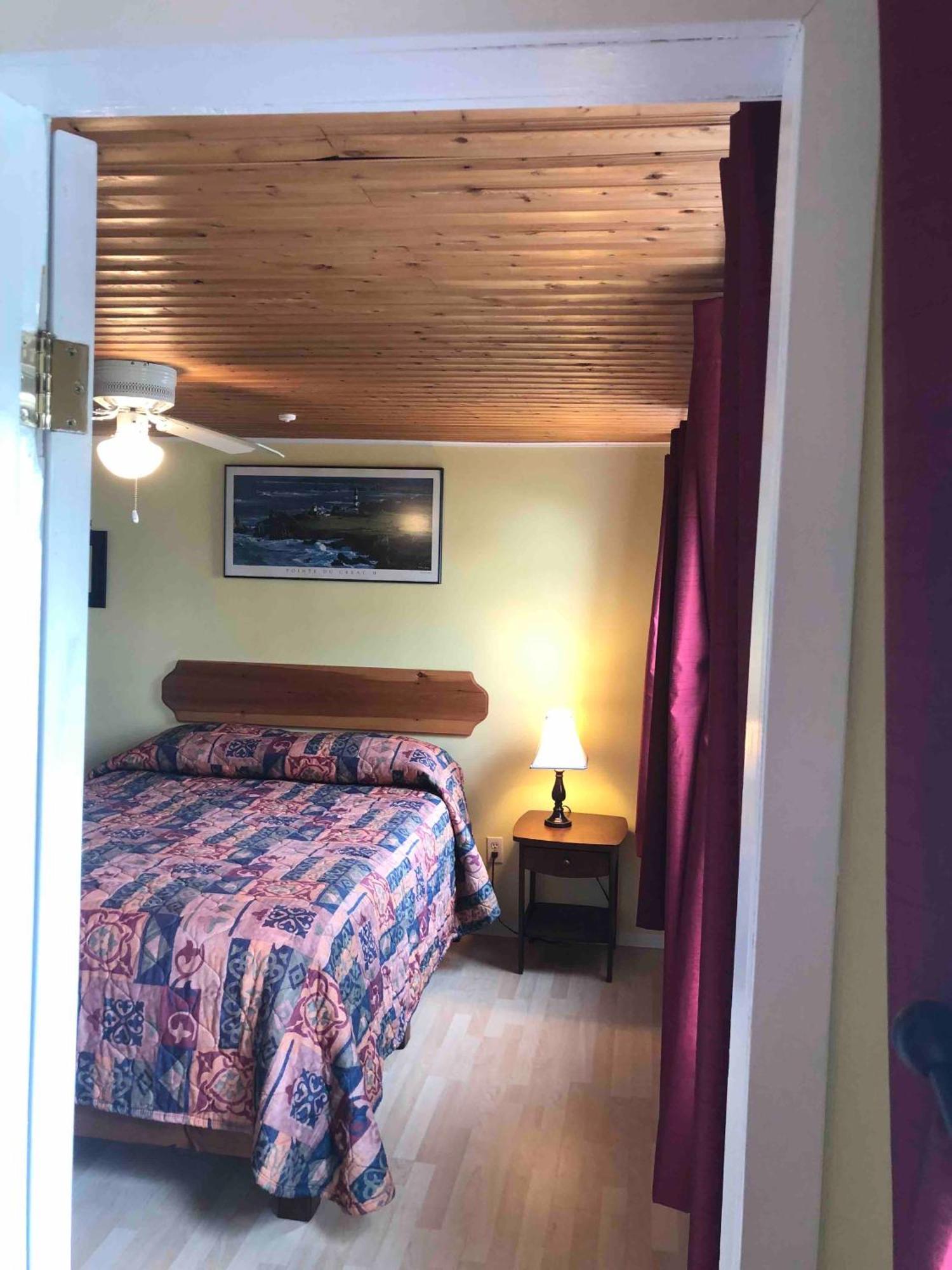 Lakelawn B&B And Motel Yarmouth Esterno foto